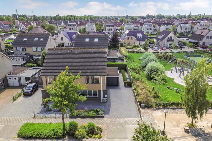 Foto 55 van Intang 12