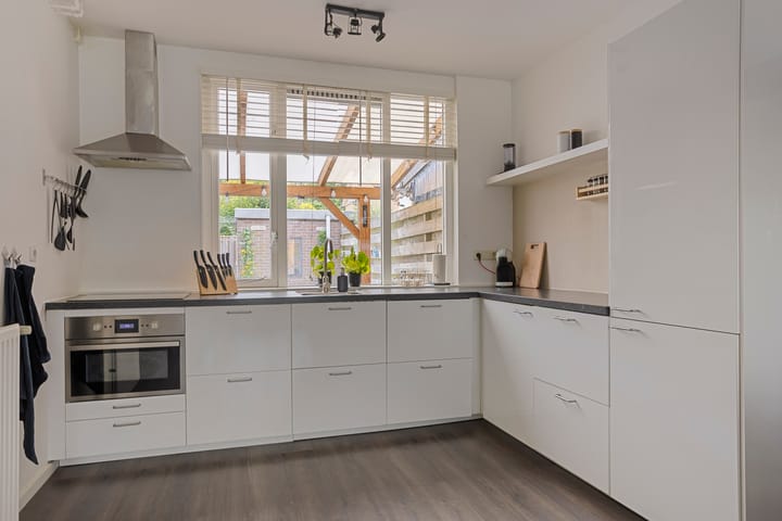 Foto 2 van Scharwoudestraat 10