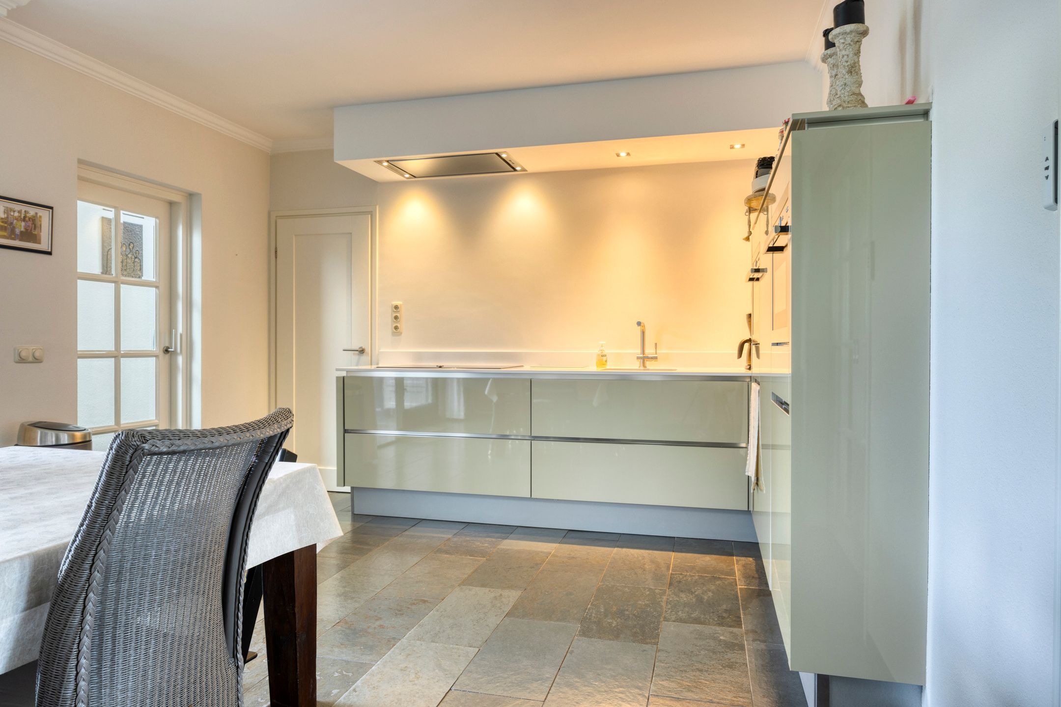 Photo 12 of Heiheuvel 23