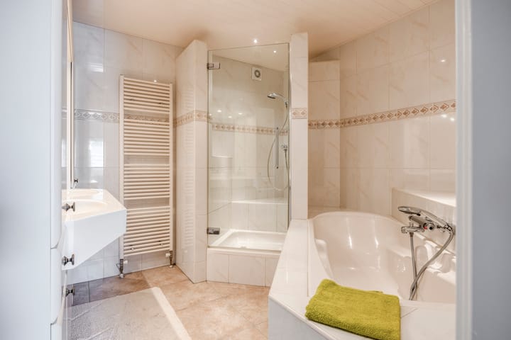 Photo 23 of Heiheuvel 23