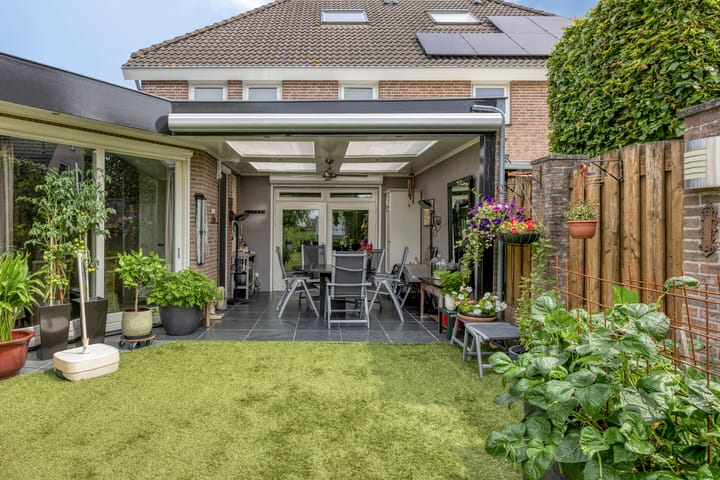 Photo 31 of Heiheuvel 23