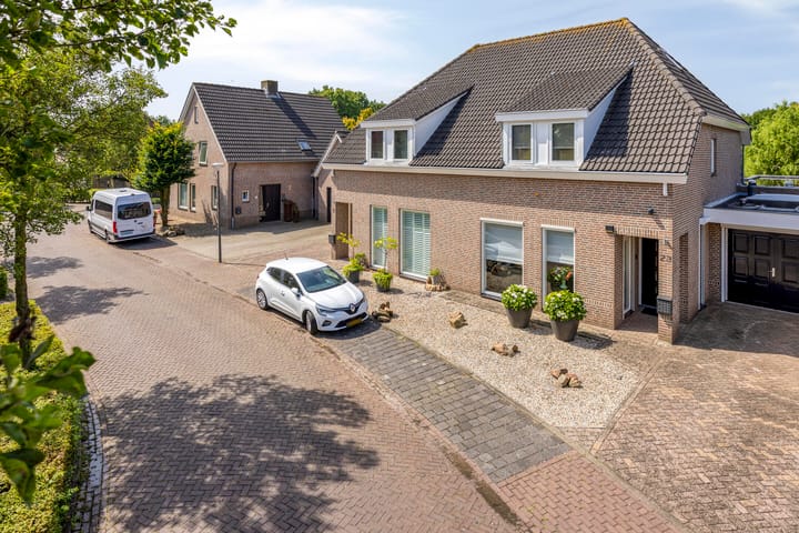 Photo 38 of Heiheuvel 23