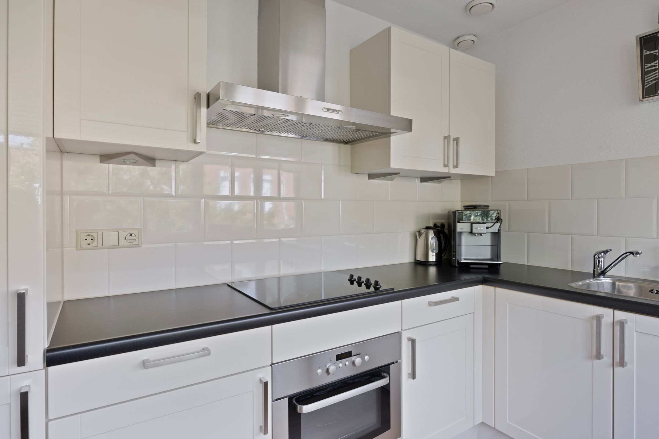 Foto 12 van Burgemeester Hendrixstraat 103