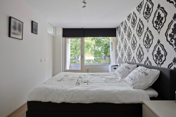 Photo 14 of Burgemeester Hendrixstraat 103