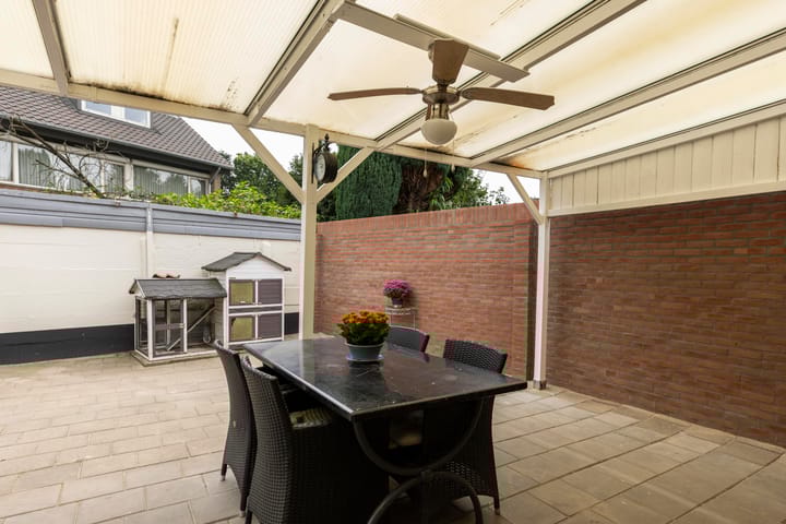 Photo 23 of Wilhelminastraat 2