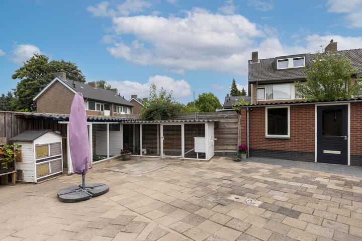 Photo 31 of Wilhelminastraat 2