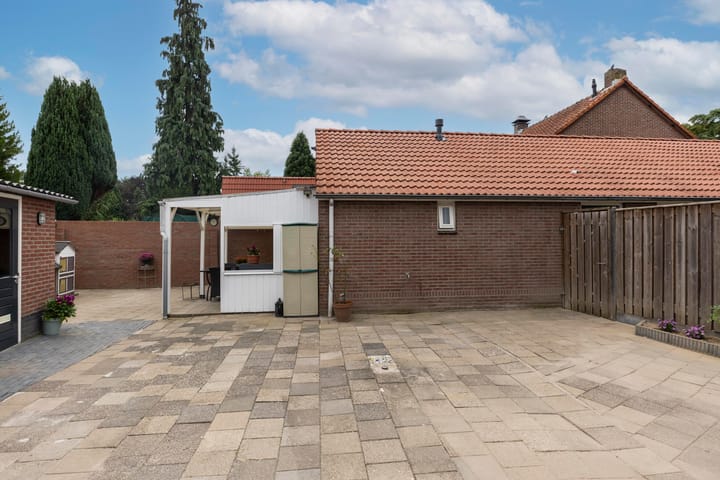 Photo 35 of Wilhelminastraat 2