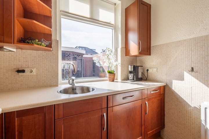 Foto 8 van Esdoornstraat 25