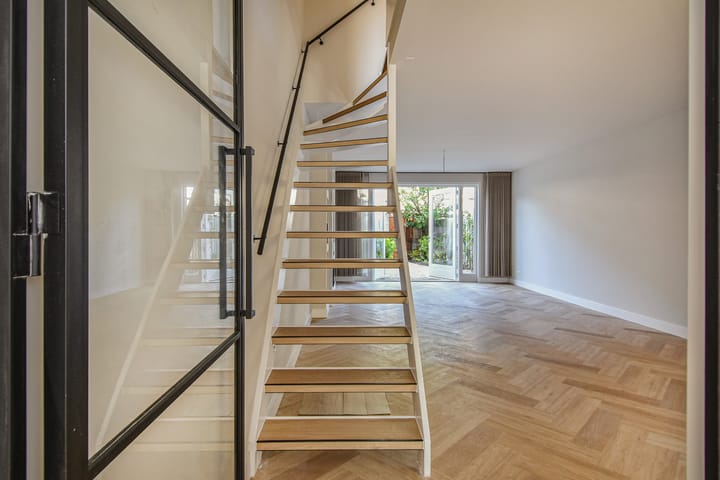 Photo 9 of Dr. R.J. Fruinstraat 50