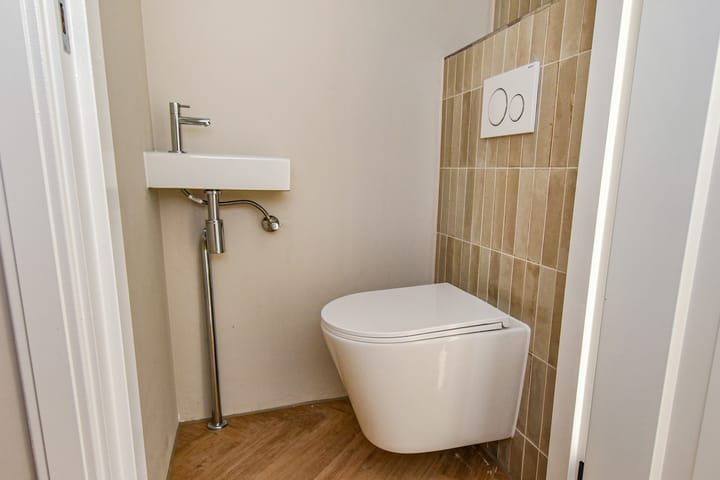 Photo 10 of Dr. R.J. Fruinstraat 50