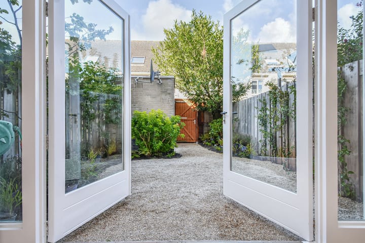 Photo 24 of Dr. R.J. Fruinstraat 50