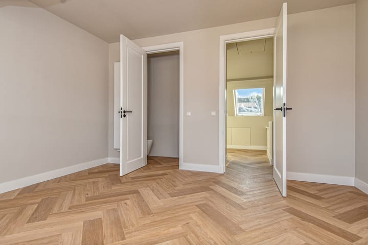 Photo 41 of Dr. R.J. Fruinstraat 50