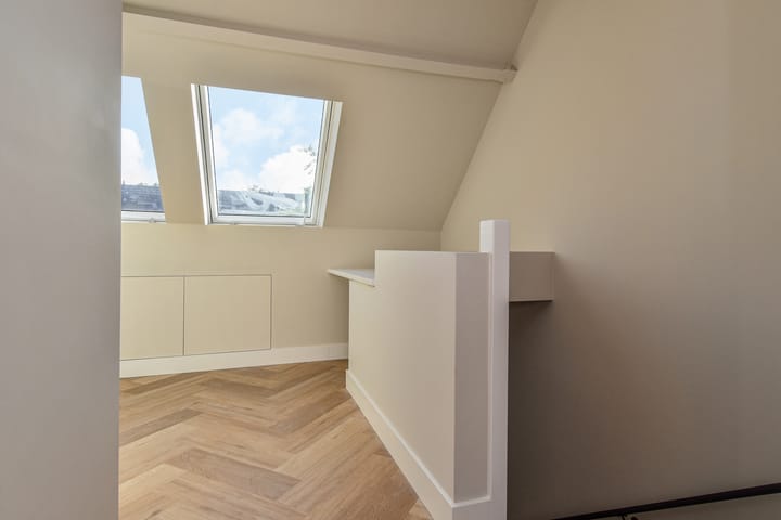 Photo 43 of Dr. R.J. Fruinstraat 50