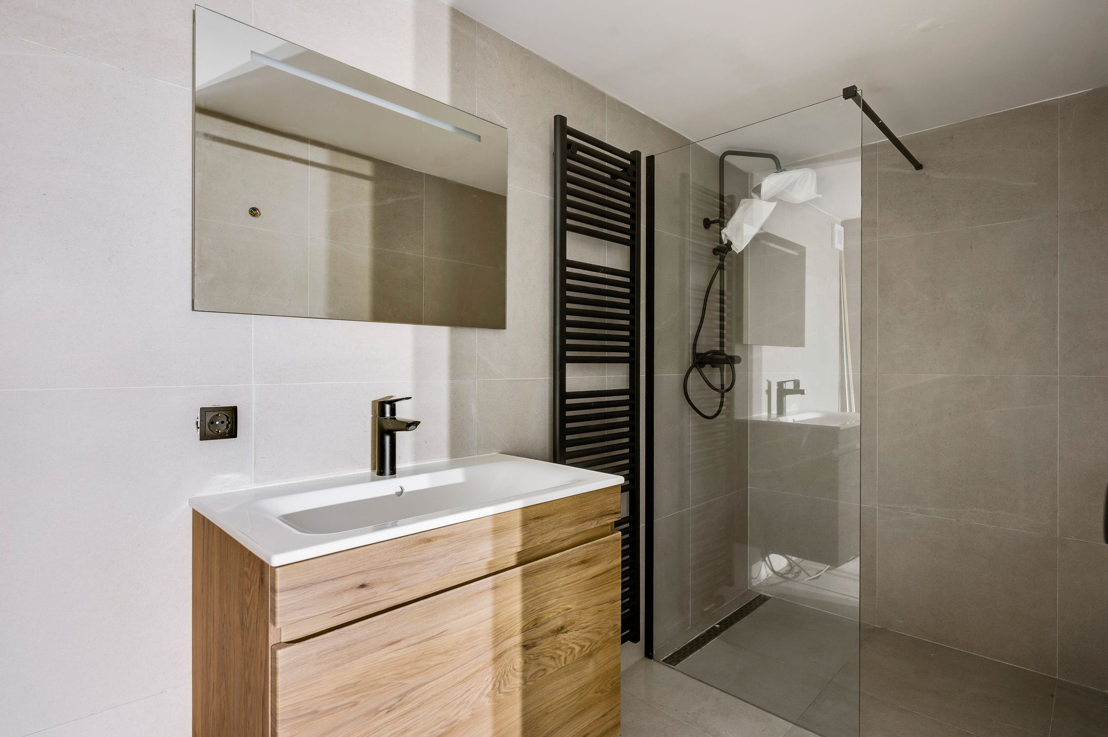 Foto 12 van Rijksweg 178-A