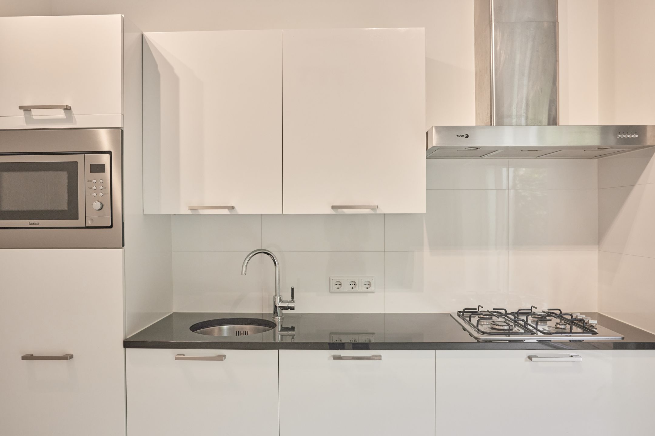 Foto 12 van Meeuwenlaan 106-C