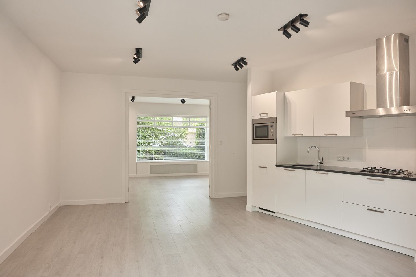 Foto 14 van Meeuwenlaan 106-C