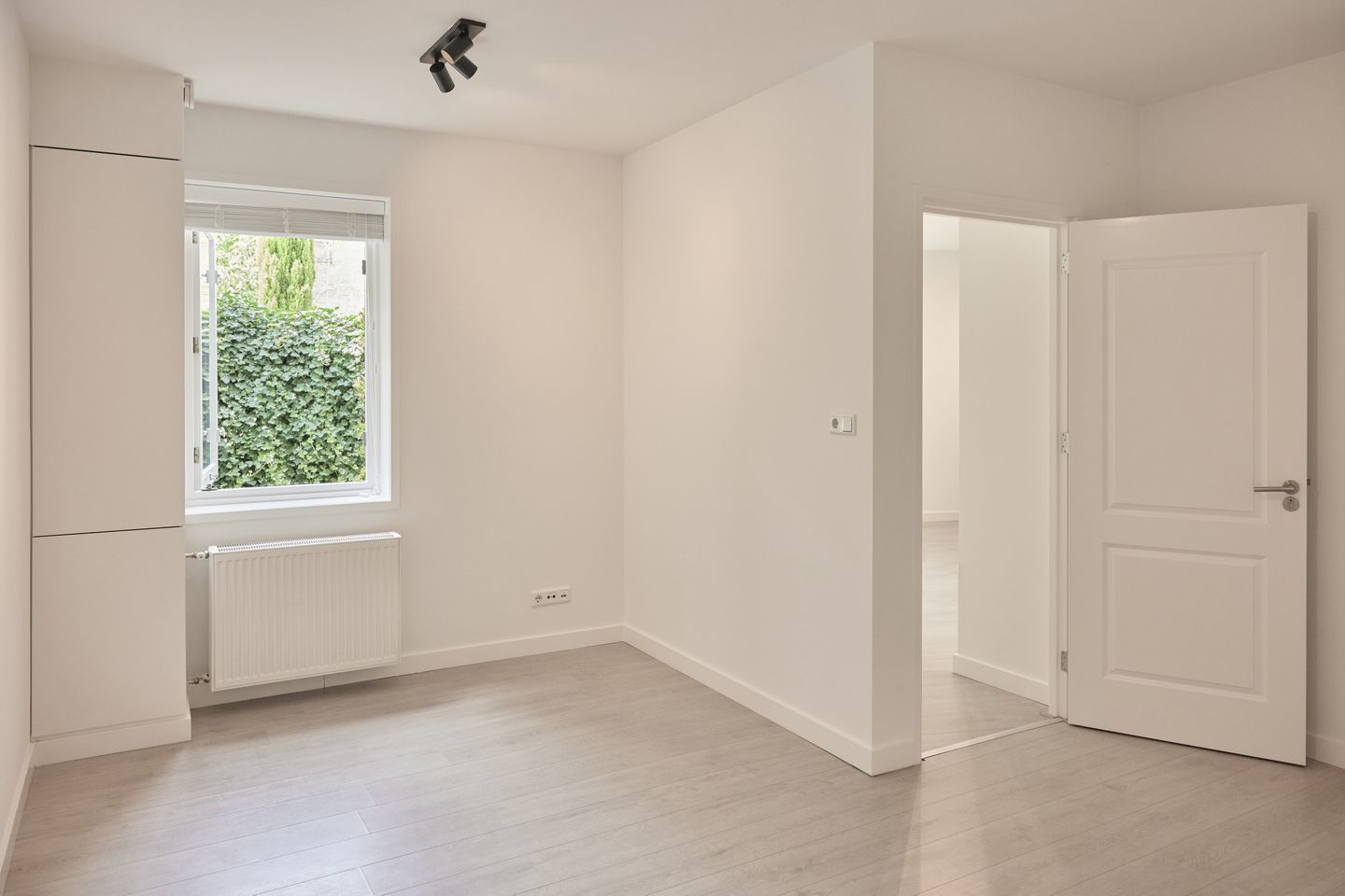 Foto 19 van Meeuwenlaan 106-C