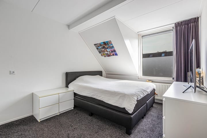 Foto 24 van Turfsteker 33