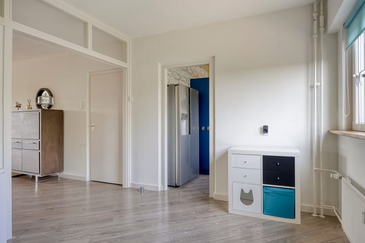 Photo 13 of Lauwerszeeweg 19