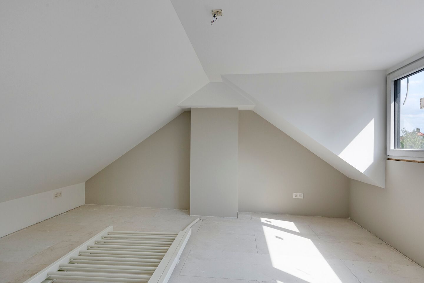 Foto 25 van Hofstraat 4