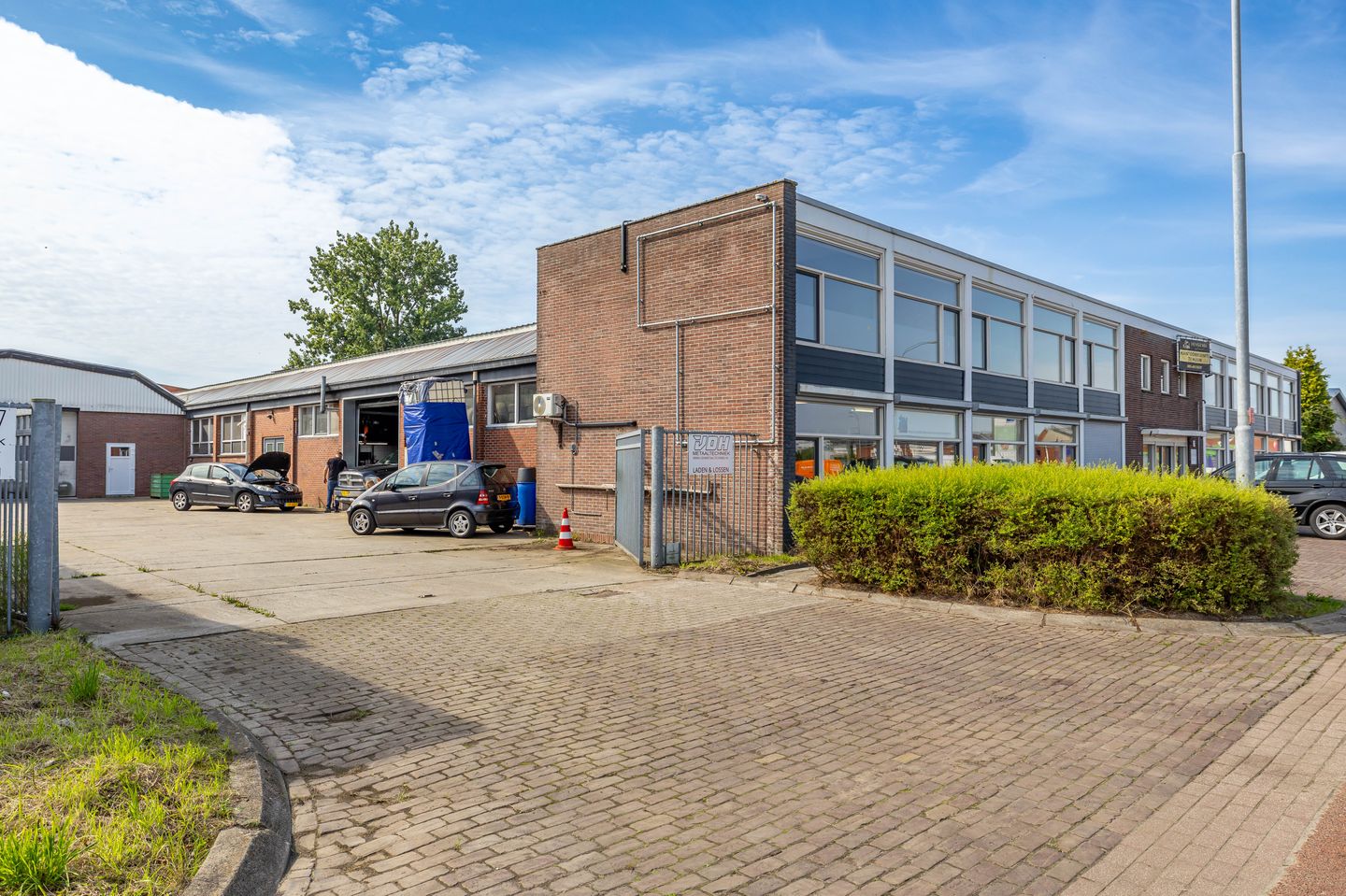 View photo 4 of Industrieweg 27