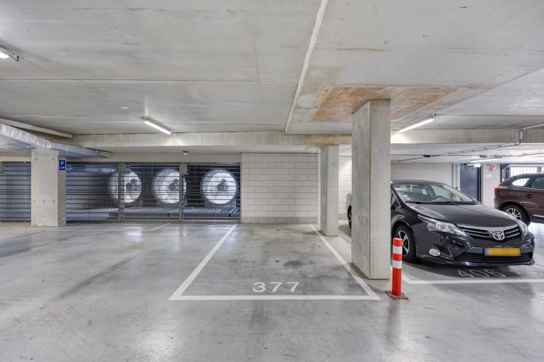 Foto 28 van Kanseliersplein 61