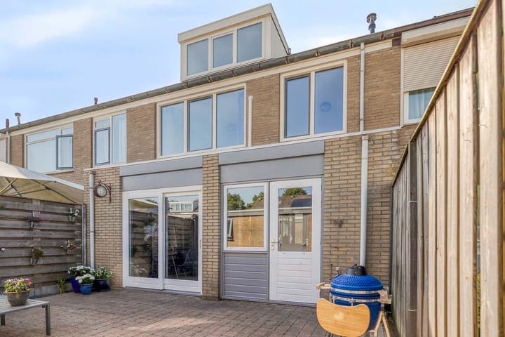 Foto 2 van Vroonenburg 5