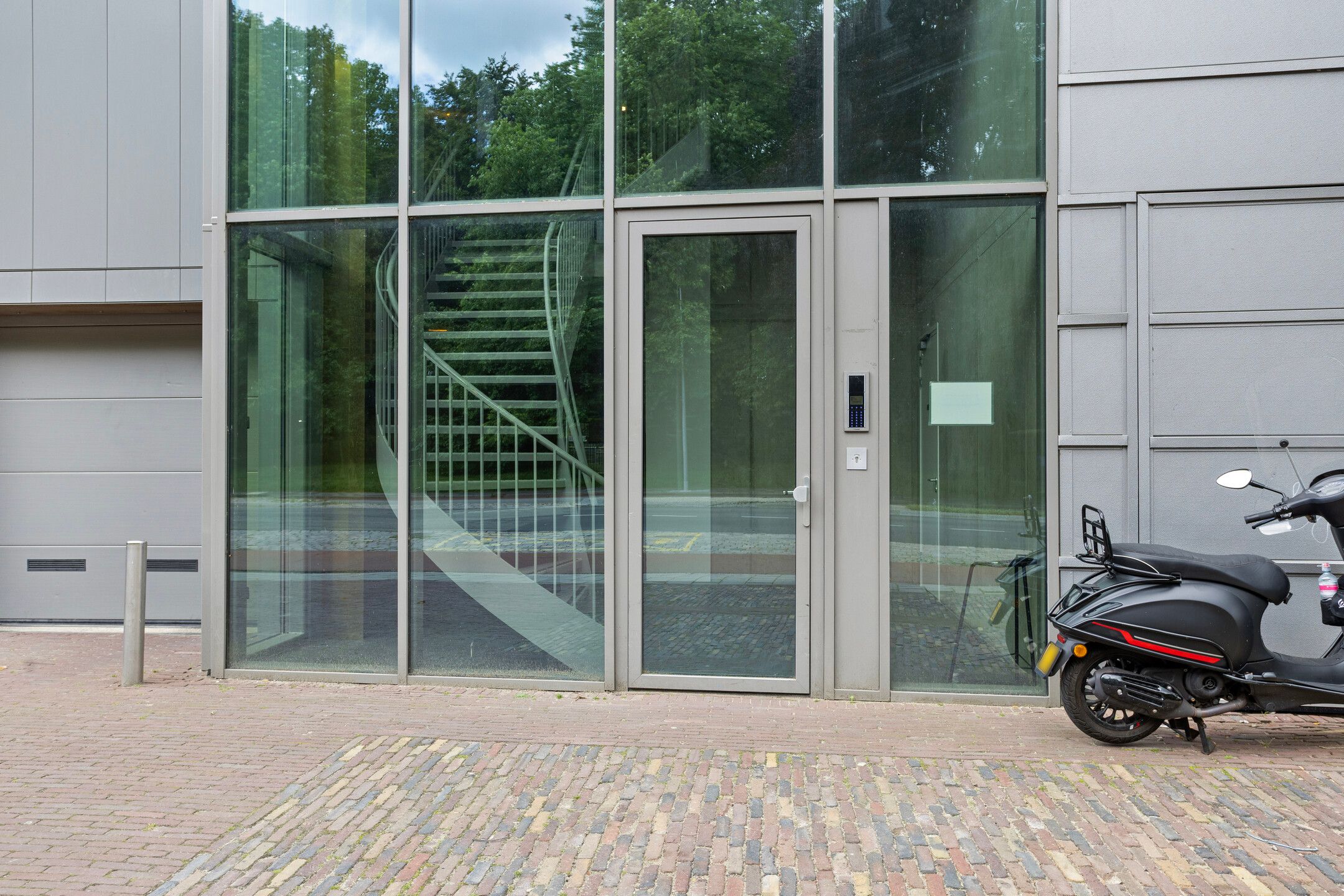 Photo 6 of Hereweg 97-20