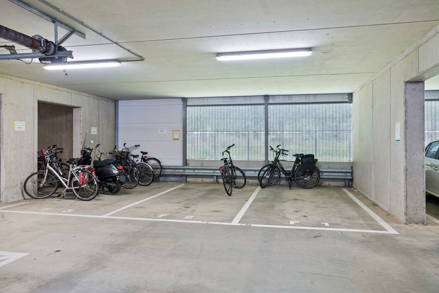 Photo 29 of Hereweg 97-20