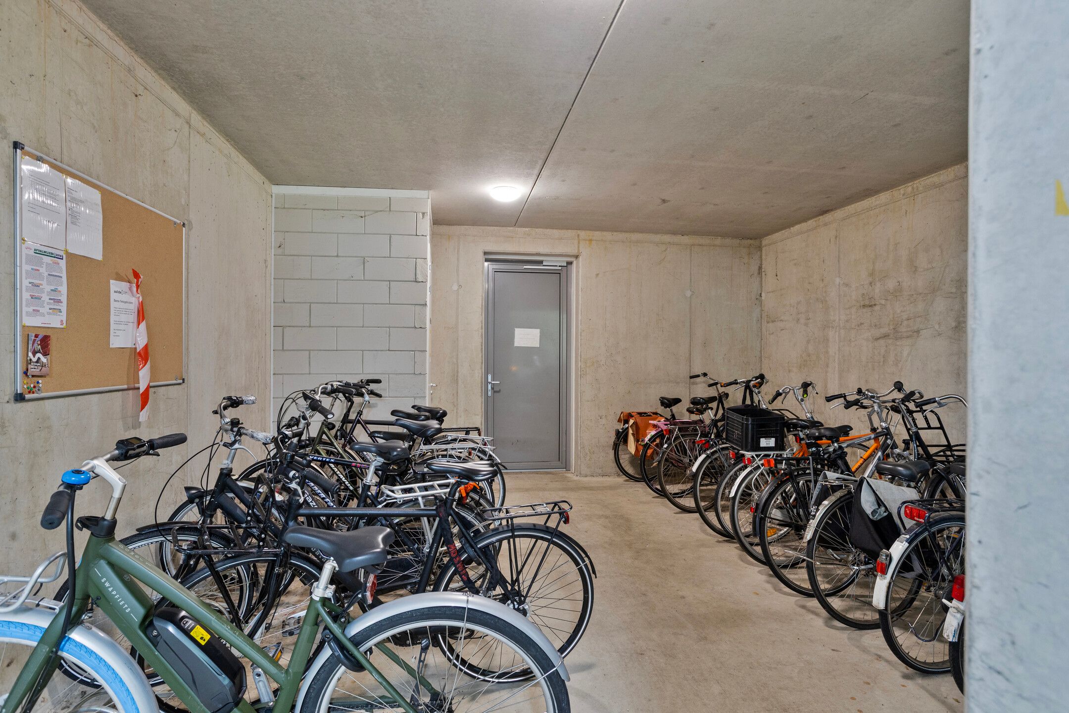 Photo 30 of Hereweg 97-20