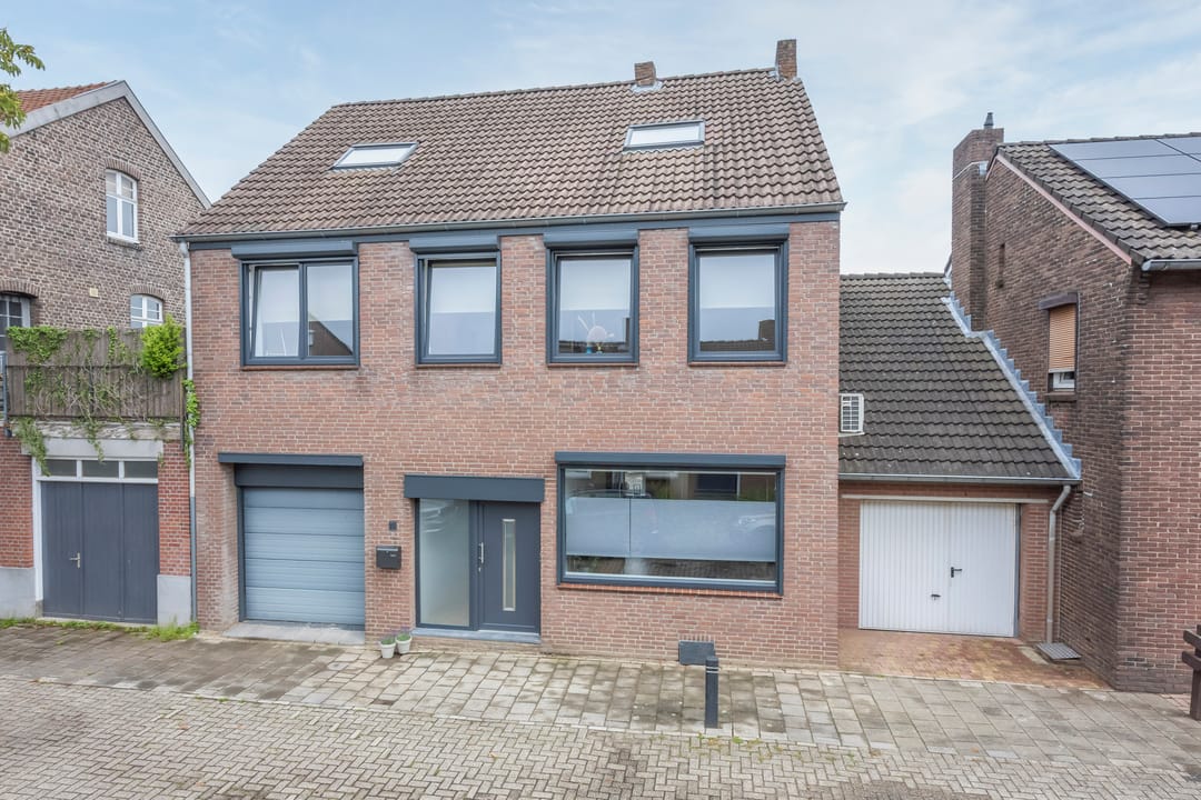 Foto 1 van Kastanjestraat 1