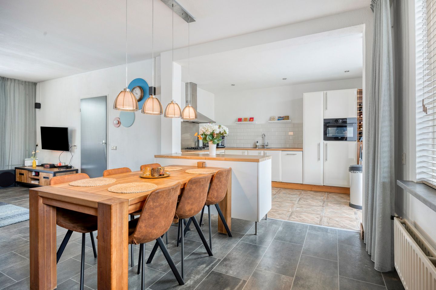 Foto 10 van Marseillelaan 102