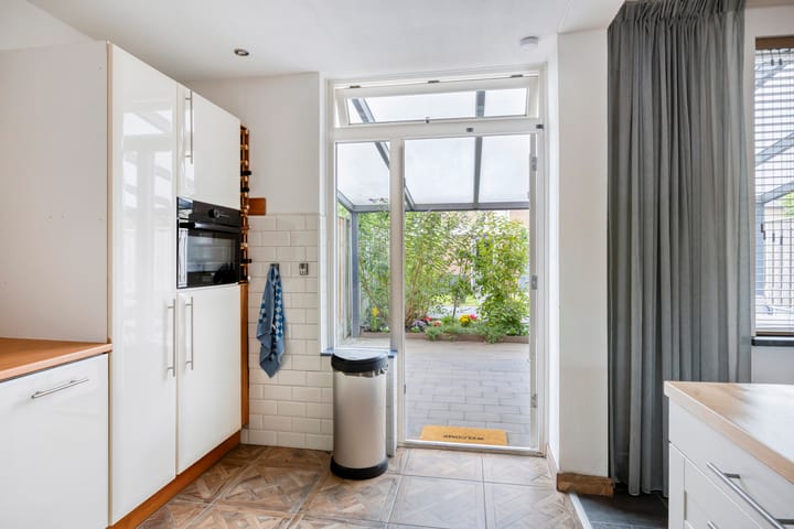 Foto 15 van Marseillelaan 102