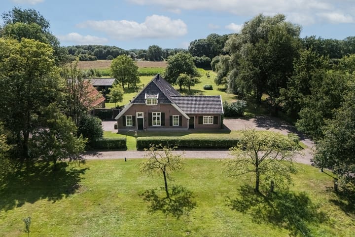 Photo 1 of Rondweg 1