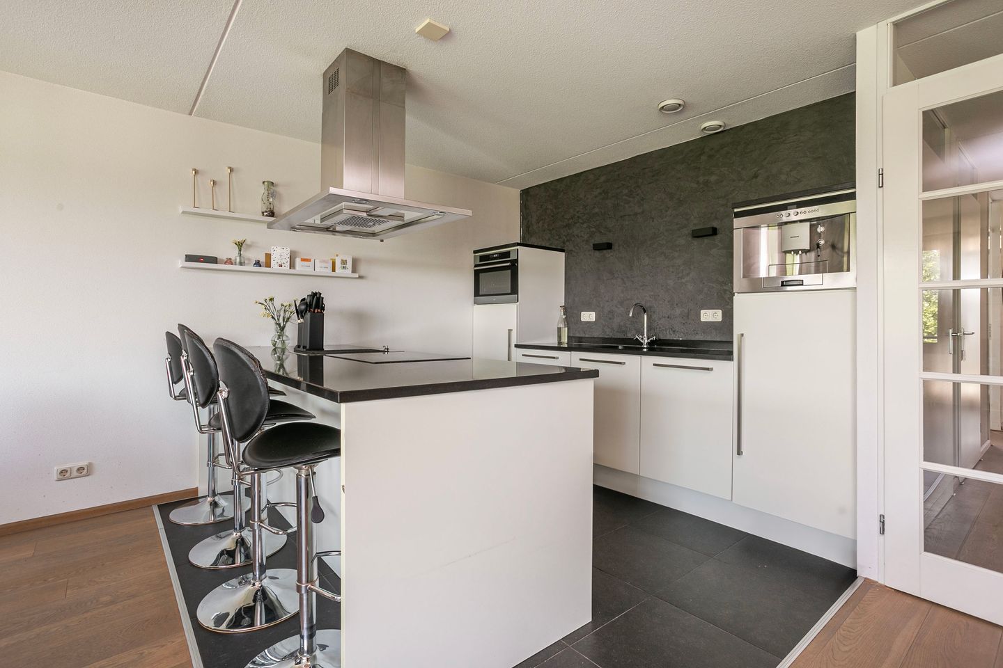 Foto 4 van Merelstraat 102