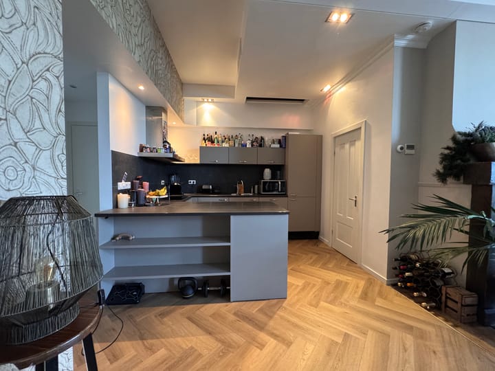 Photo 10 of Rodenburgstraat 69