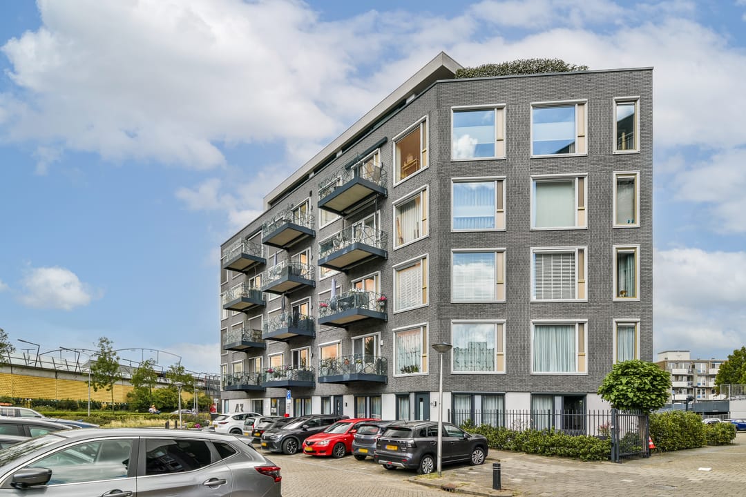 Foto 8 van Stationsweg 43