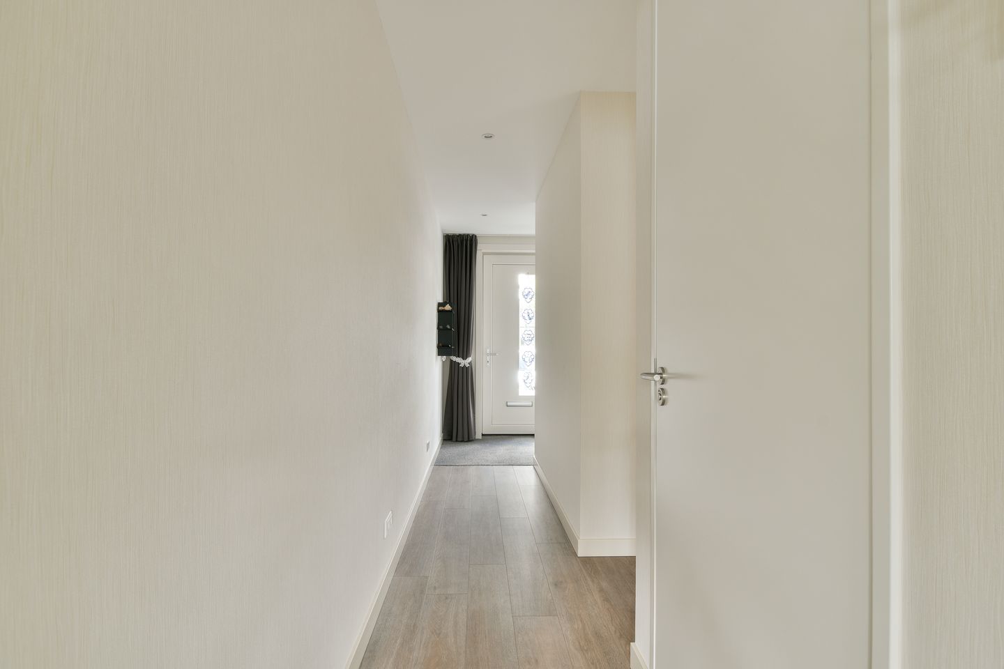 Foto 10 van Stationsweg 43