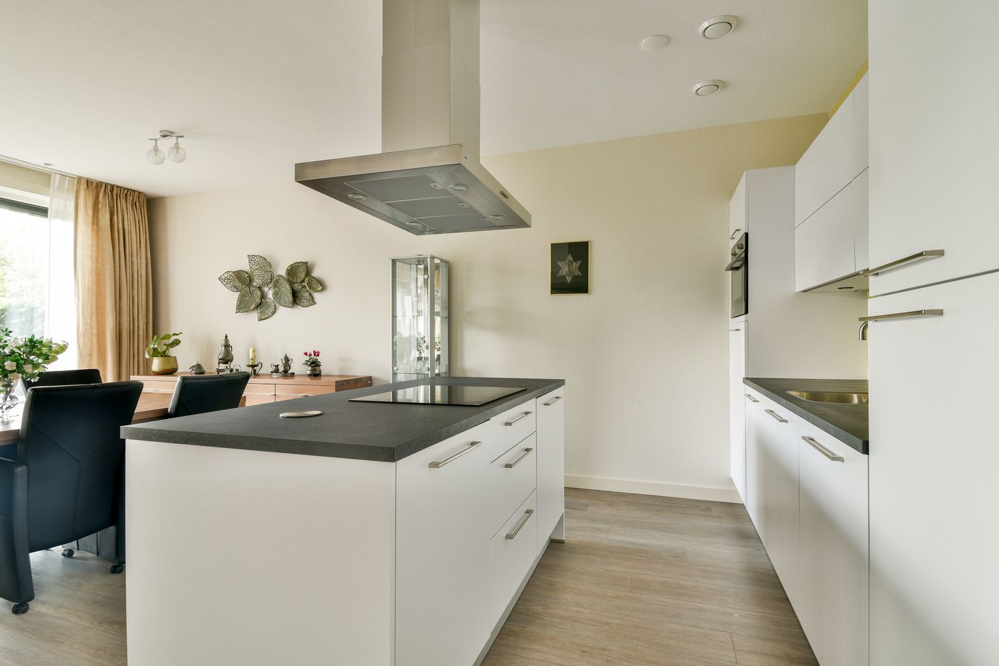 Foto 14 van Stationsweg 43