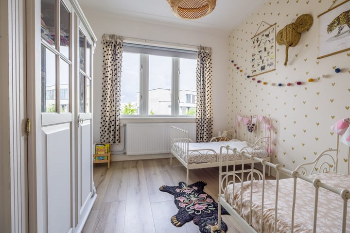 Photo 36 of Wezenlaan 56