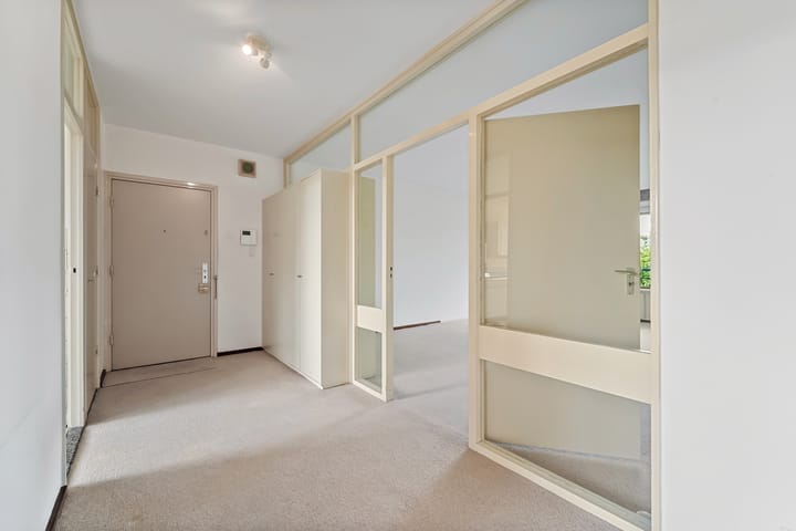 Foto 18 van Roland Holstlaan 816