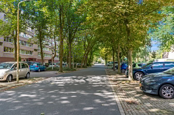 Foto 32 van Roland Holstlaan 816