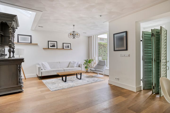 Foto 4 van Van Veldekestraat 2