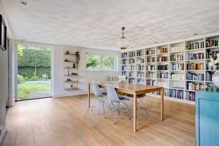 Foto 18 van Van Veldekestraat 2