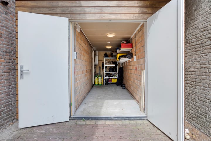 Foto 25 van Van Veldekestraat 2