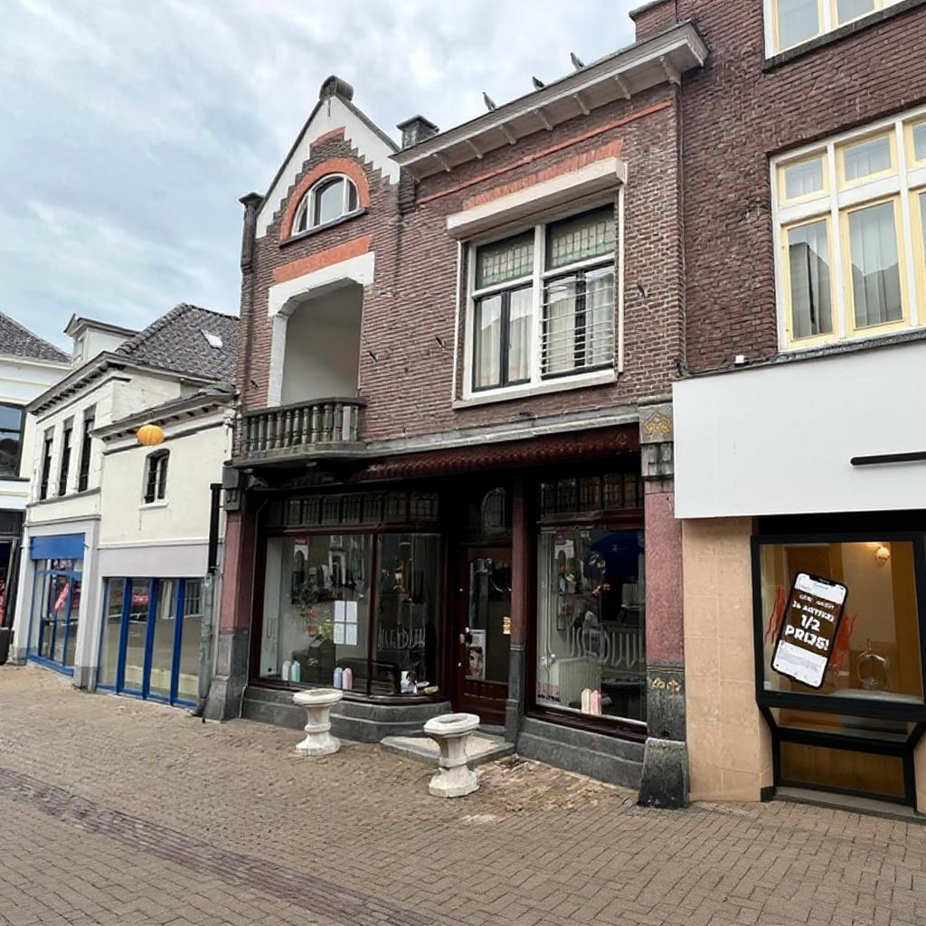View photo 3 of Bierstraat 26