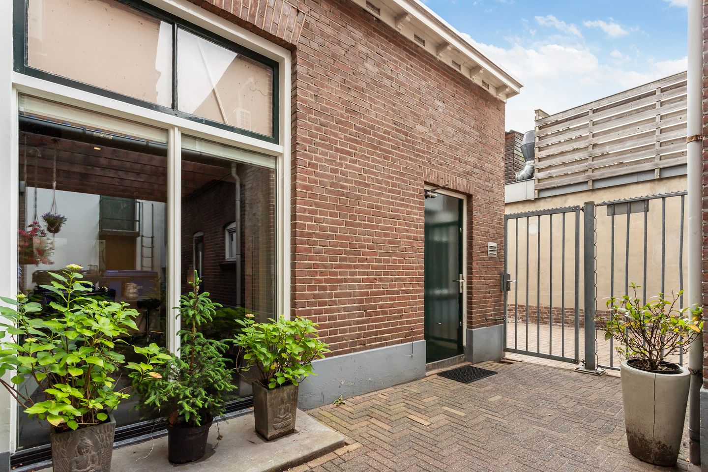 View photo 5 of Bierstraat 26