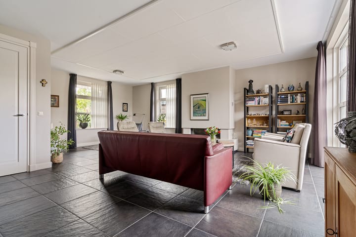 Photo 14 of Vlegel 6