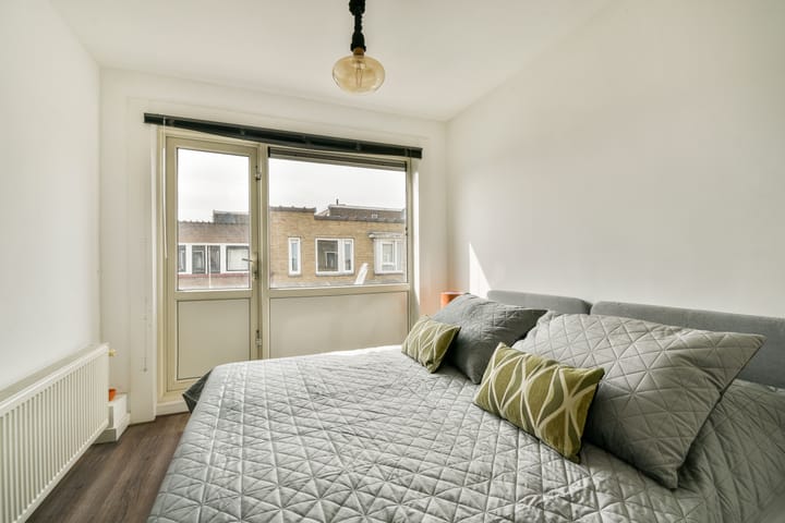 Foto 2 van Van Marumstraat 7-B