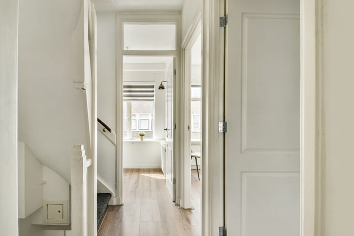 Foto 7 van Van Marumstraat 7-B